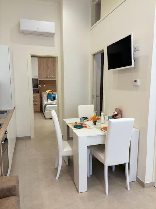 Teddy'S Home Luminoso Accogliente E Moderno รากาเล ภายนอก รูปภาพ