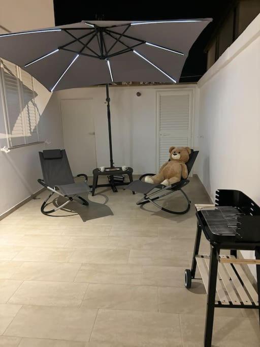 Teddy'S Home Luminoso Accogliente E Moderno รากาเล ภายนอก รูปภาพ