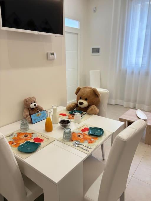 Teddy'S Home Luminoso Accogliente E Moderno รากาเล ภายนอก รูปภาพ